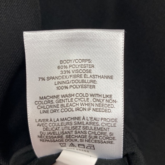 Express black skirt fully lined size 4 - Picture 11 of 11